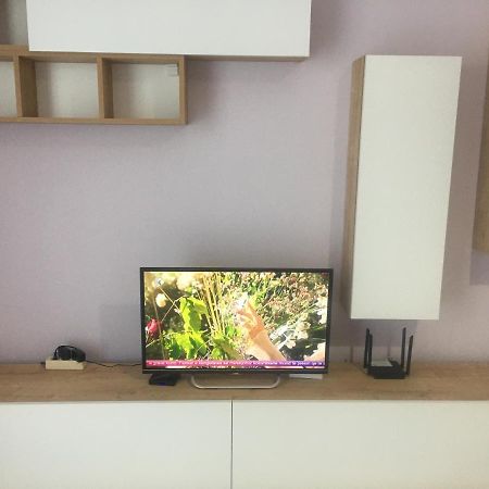 Linda'S Apartment Vlorë エクステリア 写真