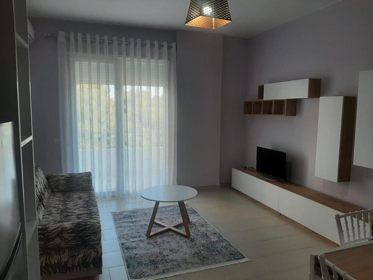 Linda'S Apartment Vlorë エクステリア 写真